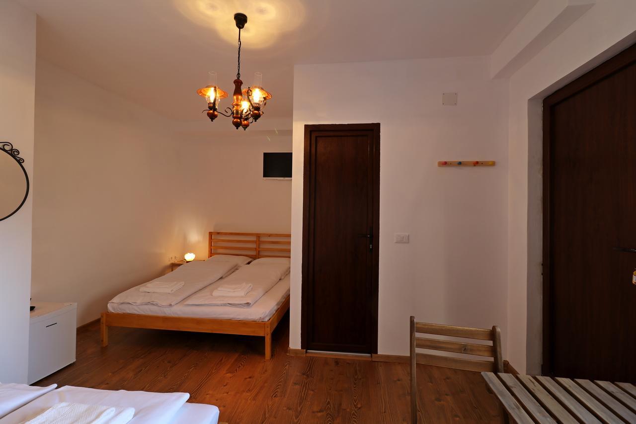 Casa 193 Motorcycle Friends Bed & Breakfast Sibiu Dış mekan fotoğraf